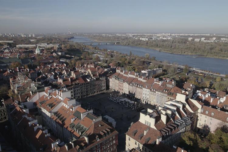 Stare Miasto w Warszawie na ujęciach i filmach z drona na sprzedaż - Drone X Vision