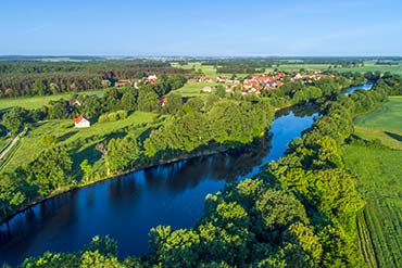 Zdjęcia z drona - fotografia z powietrza krajobrazów i natury