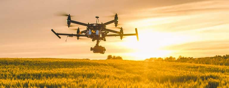 Filmowanie z drona - dron i zachód słońca - Drone X Vision