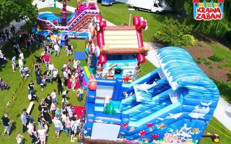 Event z okazji dnia dziecka - dmuchańce z drona